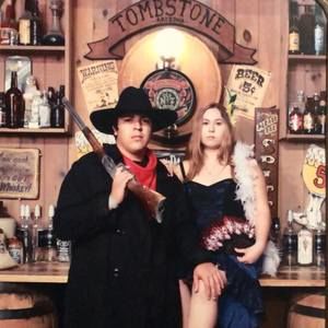 Meet your Posher, Taylor